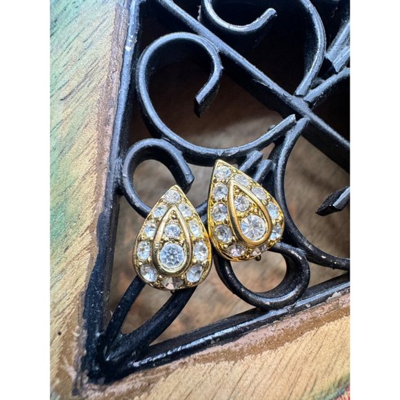 Nolan Miller Gold Tone Crystal Teardrop Earrings Pierced - Picture 2 of 7